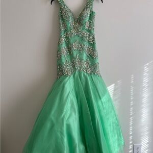Tony Bowls Sparkling Green Girls Dress